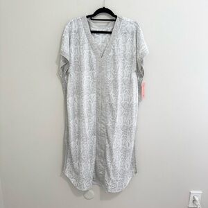 Uncover NWT Animal Print Caftan Coverup